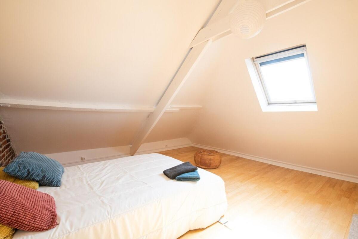 Maison Cosy 4 Chambres, Terrasse, Garage Prive Croix Zewnętrze zdjęcie