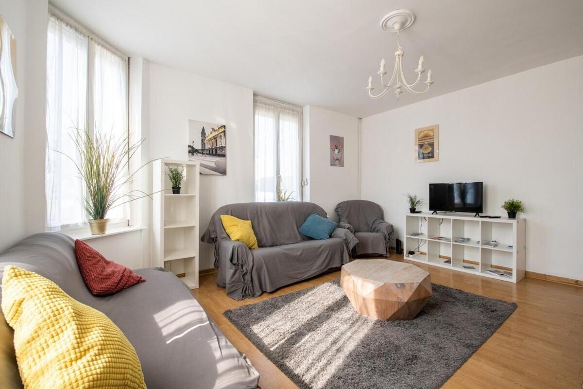 Maison Cosy 4 Chambres, Terrasse, Garage Prive Croix Zewnętrze zdjęcie