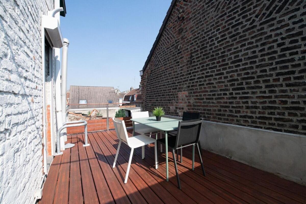 Maison Cosy 4 Chambres, Terrasse, Garage Prive Croix Zewnętrze zdjęcie